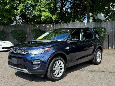 Used 2017 Land Rover Discovery Sport HSE AWD/4WD image 2