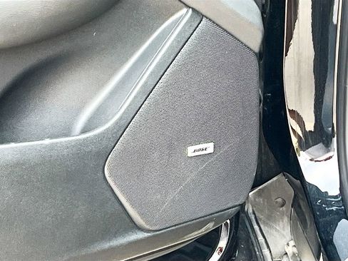 Used 2024 Cadillac XT6 Premium Luxury w/ LPO, Floor Liner Package AWD/4WD image 18