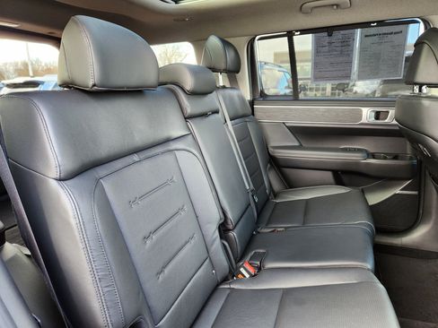 Certified 2024 Hyundai Santa Fe Limited image 16