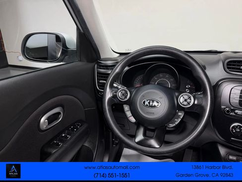 Used 2018 Kia Soul FWD image 22