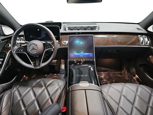 Certified 2023 Mercedes-Benz Maybach S 580 4MATIC image 10