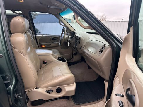 Used 2002 Ford F150 King Ranch image 13