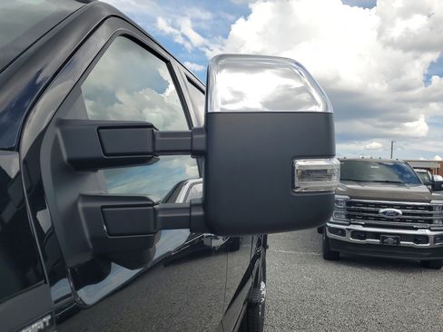 New 2026 Ford F250 Lariat w/ Chrome Package image 5