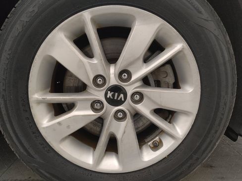 Used 2017 Kia Optima LX image 31