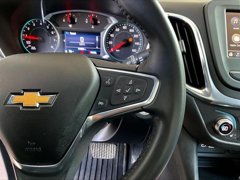 Used 2019 Chevrolet Equinox LT FWD image 12