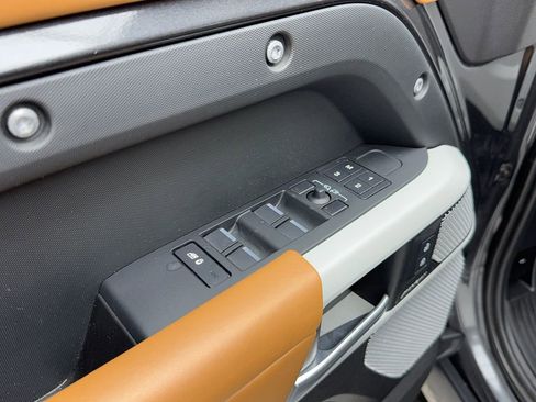Used 2023 Land Rover Defender 130 First Edition AWD/4WD image 37