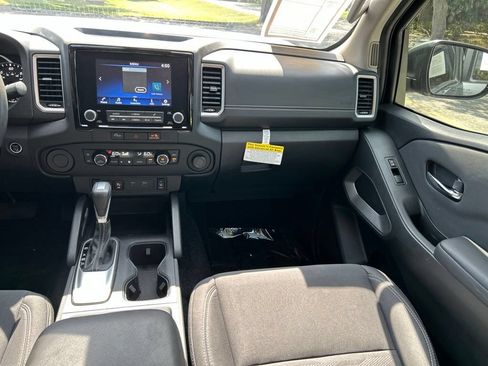 Certified 2024 Nissan Frontier SV w/ SV Convenience Package RWD image 13