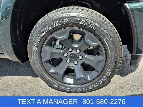 New 2026 RAM 1500 4x4 Crew Cab image 7