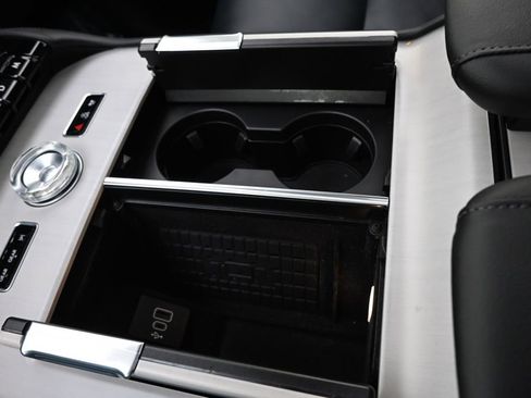 New 2025 Lincoln Navigator Reserve w/ Jet Appearance Package image 31