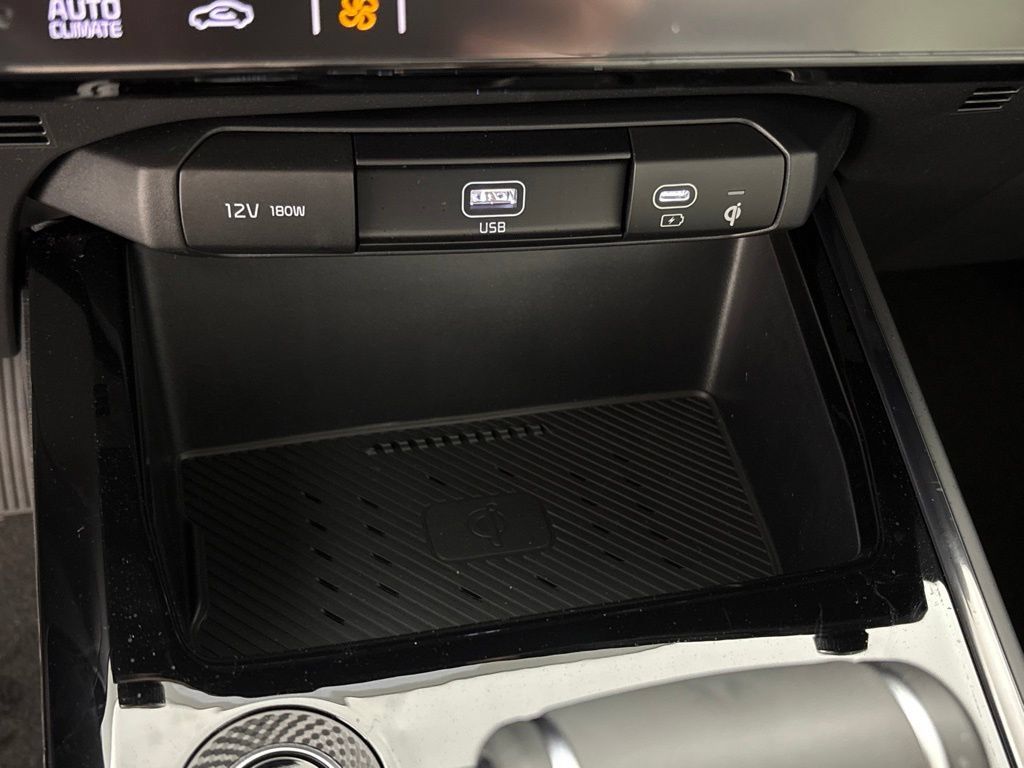 New 2026 Kia Niro EX w/ EX Premium Package FWD image 39