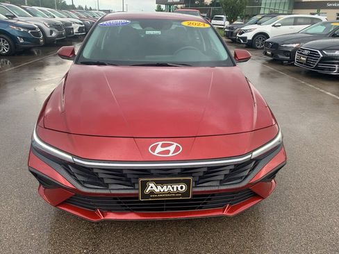 Certified 2024 Hyundai Elantra SEL FWD image 8