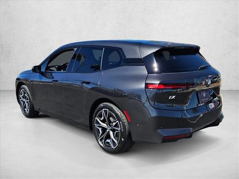 Used 2026 BMW iX xDrive45 image 8