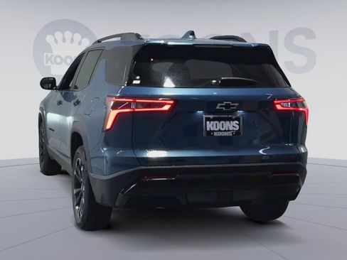 New 2026 Chevrolet Equinox RS w/ LPO, Floor Liner Package image 10