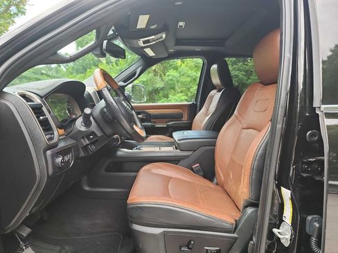 Used 2019 RAM 2500 Limited AWD/4WD image 19