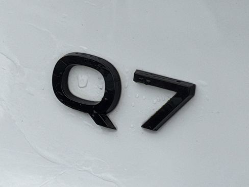 Used 2025 Audi Q7 2.0T Premium w/ Convenience Plus Package image 24