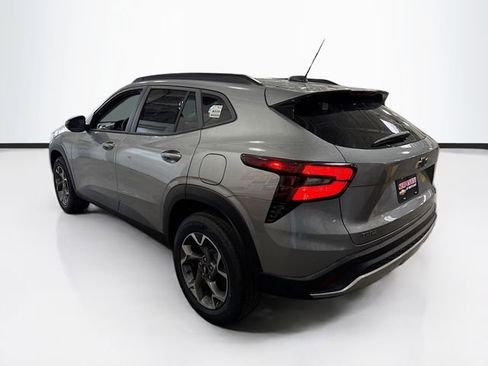 New 2026 Chevrolet Trax LT w/ Driver Confidence Package image 8