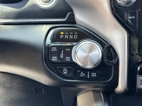 Used 2022 RAM 1500 Laramie w/ Laramie Southwest Edition AWD/4WD image 27