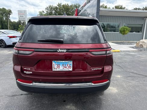 Used 2025 Jeep Grand Cherokee Limited w/ Trailer Tow Package AWD/4WD image 5