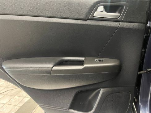 Used 2017 Kia Sportage LX image 33