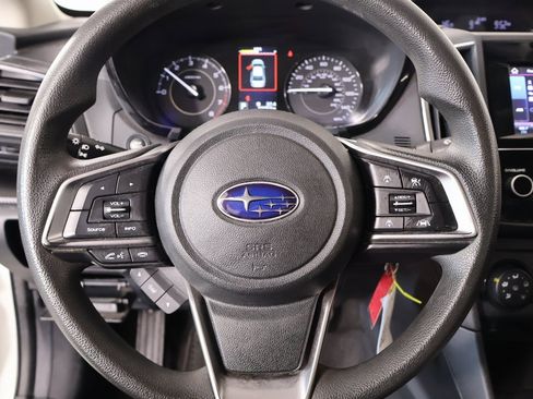 Used 2023 Subaru Impreza 2.0i image 3