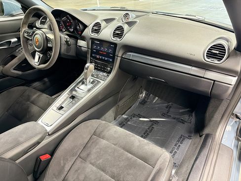 Certified 2018 Porsche 718 Boxster GTS RWD image 14