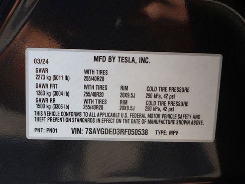 Used 2024 Tesla Model Y 2WD image 55