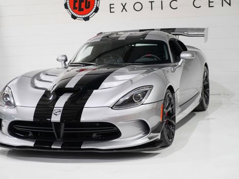 Used 2016 Dodge Viper ACR RWD image 30
