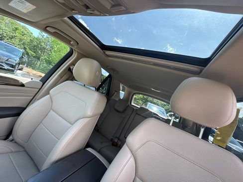 Used 2015 Mercedes-Benz ML 350 2WD image 34