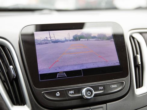 Used 2023 Chevrolet Malibu LT FWD image 16