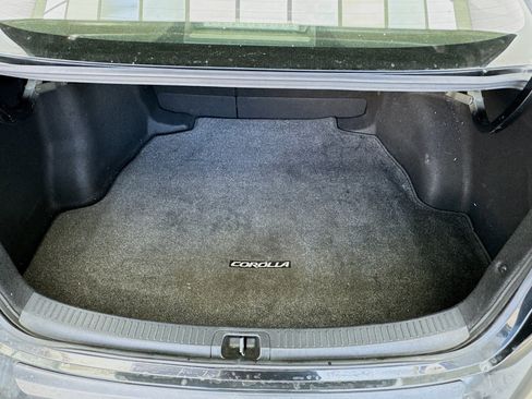 Used 2020 Toyota Corolla SE w/ Carpet Mat Package (TMS) FWD image 16
