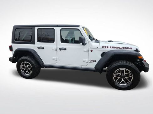 Used 2024 Jeep Wrangler Unlimited Rubicon AWD/4WD image 6
