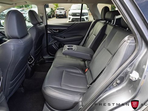 Used 2025 Subaru Outback Limited AWD/4WD image 39