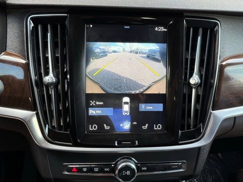 Used 2017 Volvo S90 T5 Momentum w/ Protection Package image 34