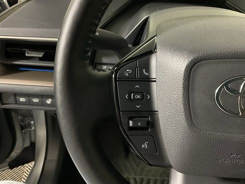 Used 2023 Toyota Prius XLE image 25