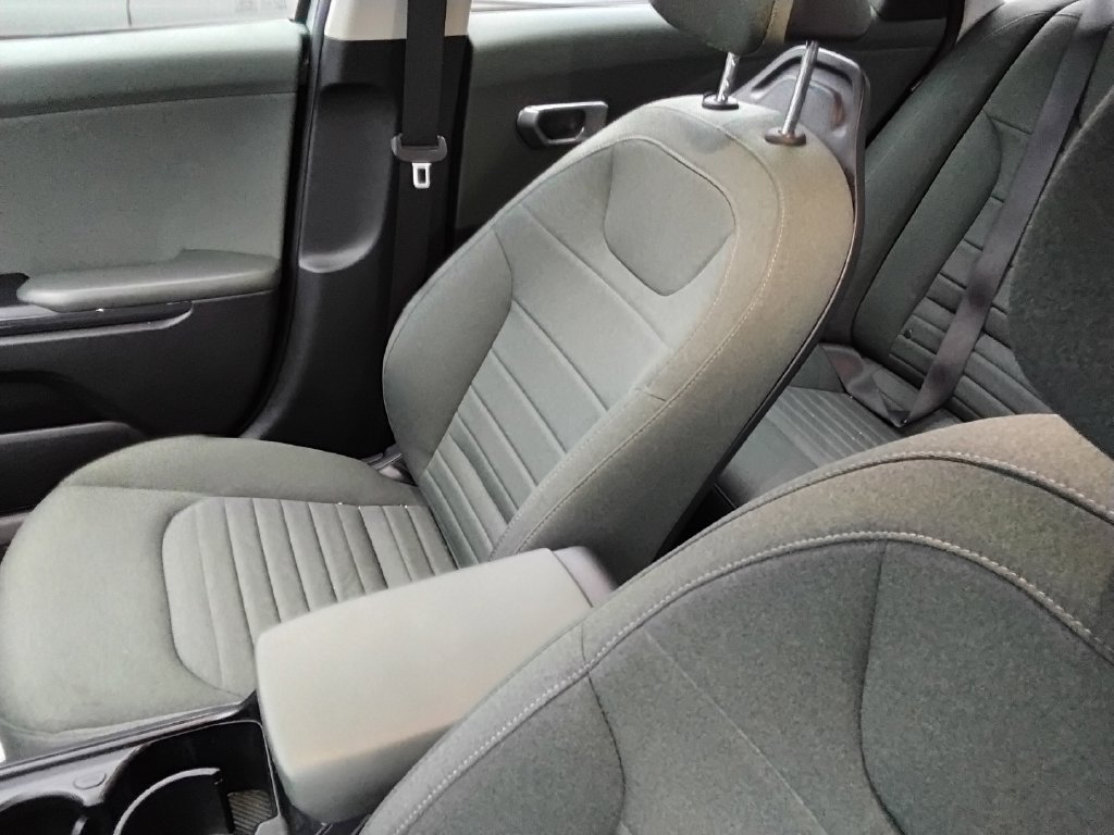Used 2025 Kia K4 EX FWD image 8