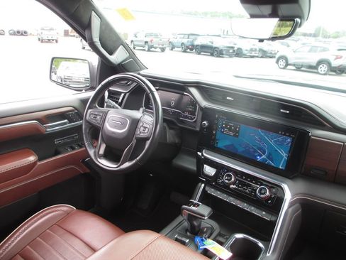 Used 2024 GMC Sierra 1500 Denali Ultimate AWD/4WD image 30
