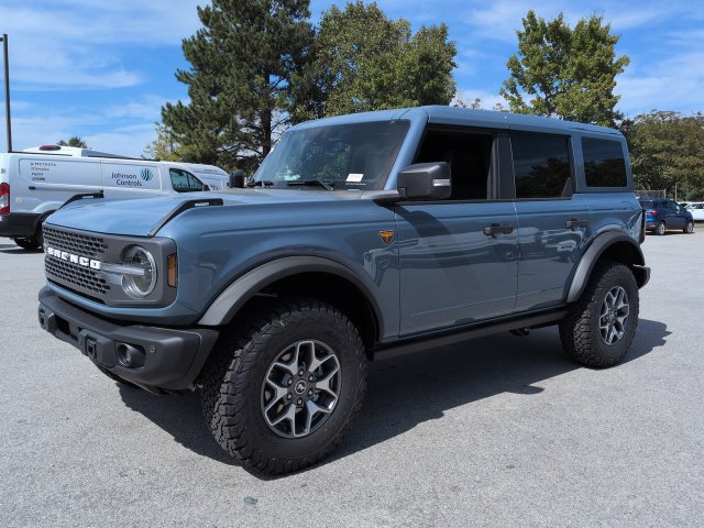 Used 2025 Ford Bronco Badlands AWD/4WD image 8