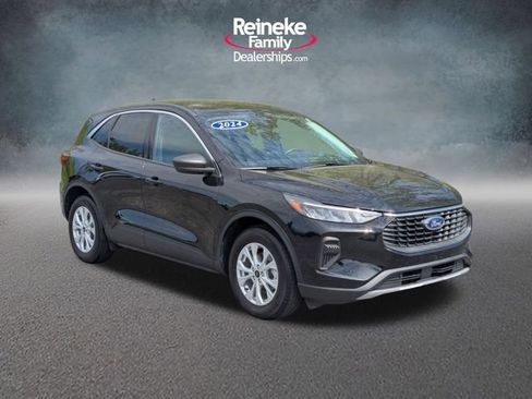 Used 2024 Ford Escape Active w/ Cold Weather Package FWD image 3