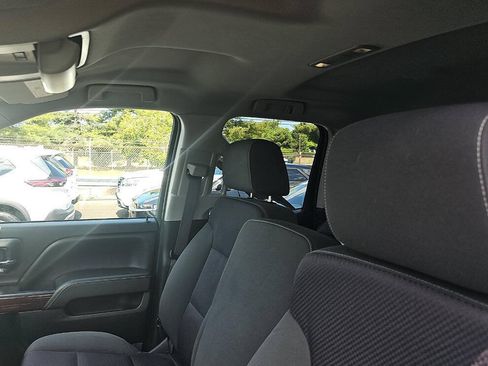 Used 2015 GMC Sierra 1500 SLE w/ SLE Value Package AWD/4WD image 10