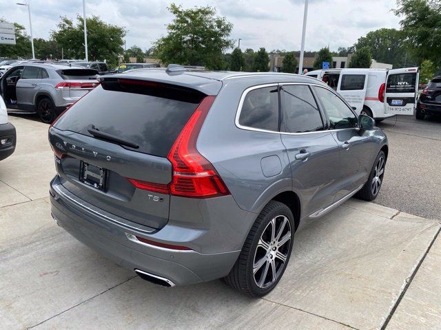 Used 2021 Volvo XC60 T5 Inscription w/ Climate Package AWD/4WD image 3