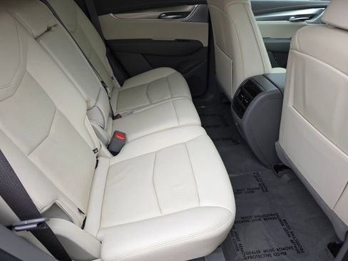 Used 2021 Cadillac XT5 Premium Luxury w/ LPO, Premium Carpet Package image 19