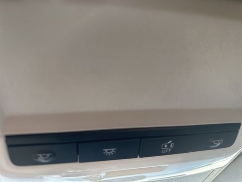 Used 2024 Nissan Altima 2.5 SR FWD image 23