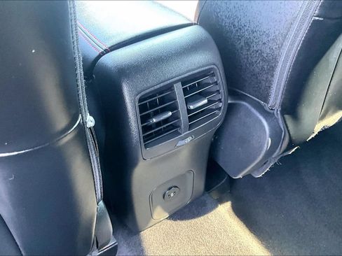 Used 2025 Ford Escape ST-Line Select AWD/4WD image 32