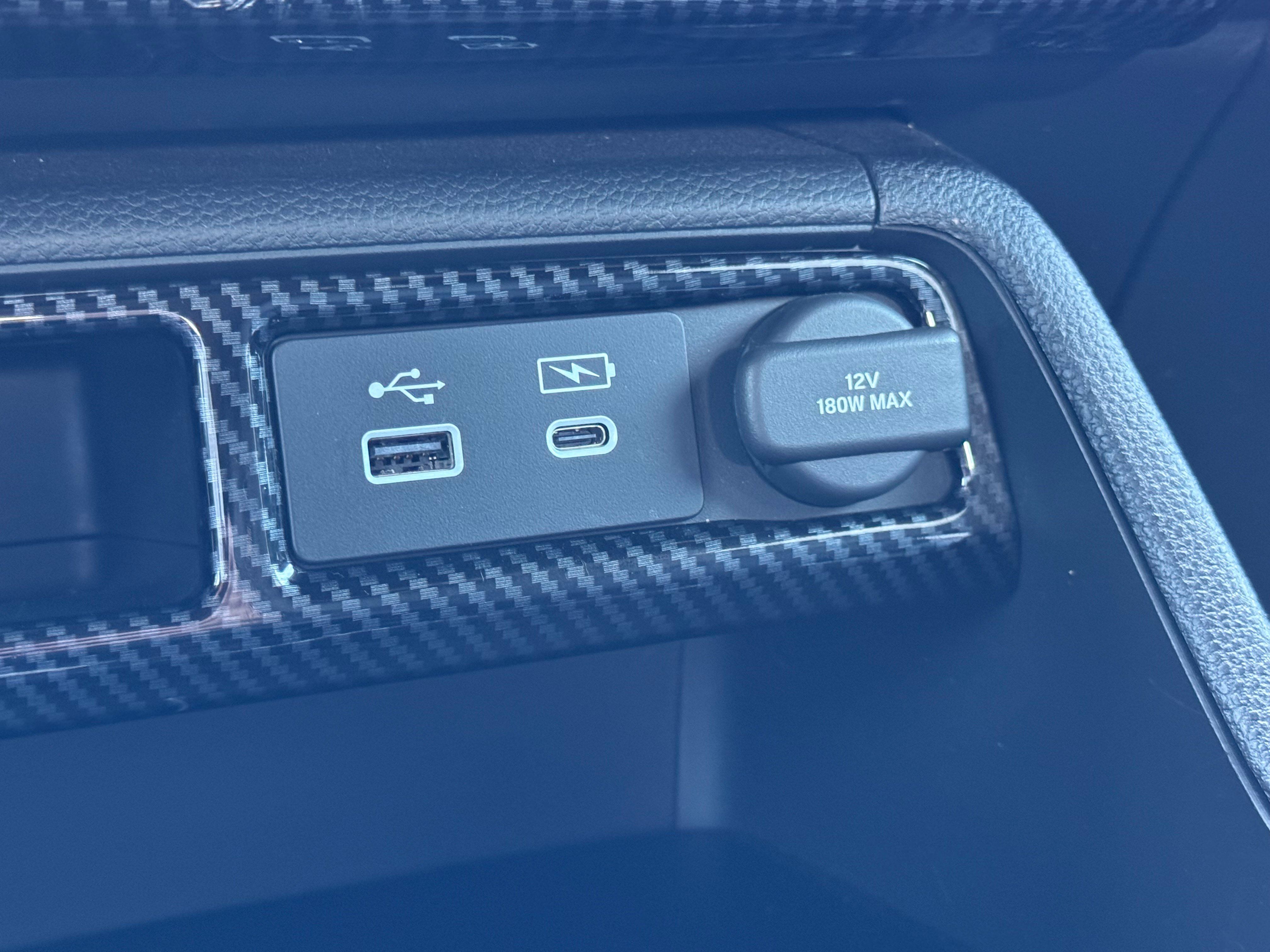 Used 2024 Honda Pilot TrailSport image 46