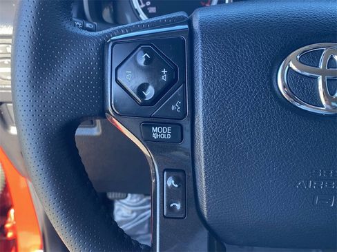 Certified 2020 Toyota 4Runner TRD Off-Road image 24