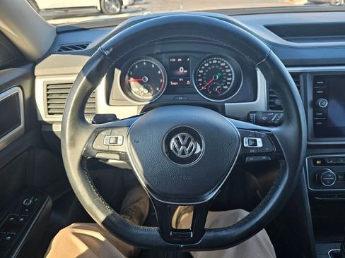 Used 2019 Volkswagen Atlas SE image 19