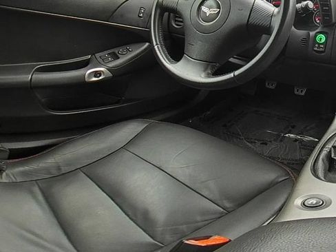 Used 2006 Chevrolet Corvette Coupe RWD image 21