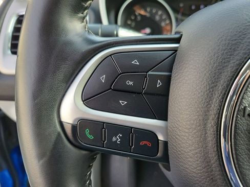 Used 2018 Jeep Compass Latitude image 23