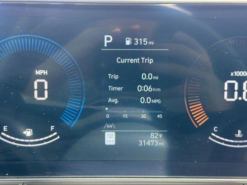 Used 2025 Hyundai Kona SEL FWD image 20
