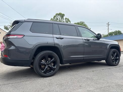 Used 2023 Jeep Grand Cherokee L Laredo AWD/4WD image 7